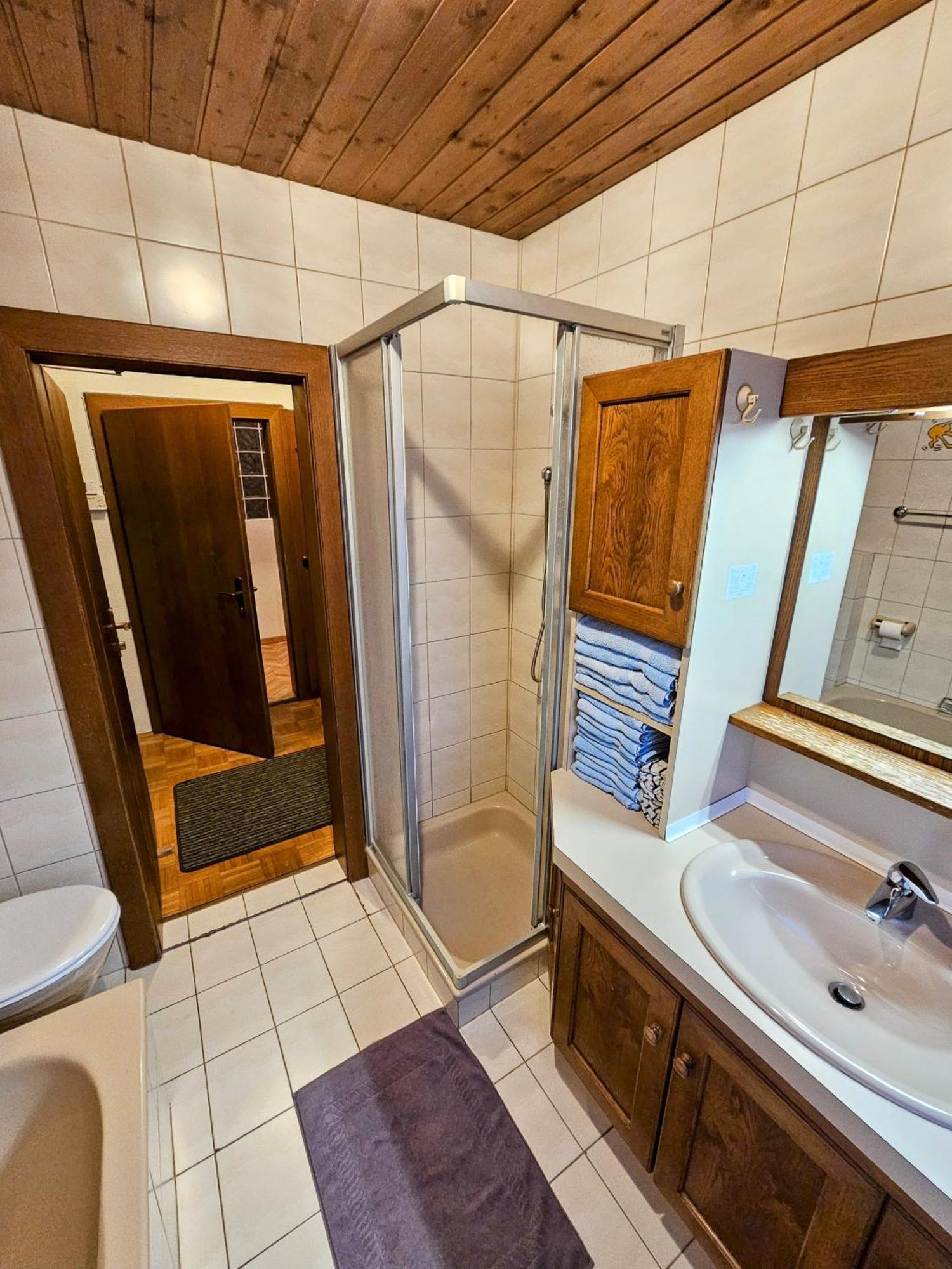 Gasthaus-Gostisce-Trattoria Ogris Ludmannsdorf Bagian luar foto